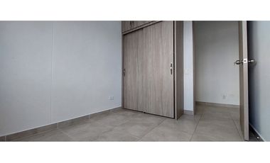 Moderno apto en piso alto Itagüí Sector Centro de la Moda