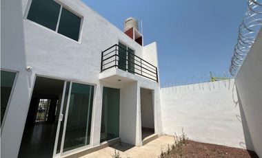 Venta de Casa, Rinconadas del Venado II – Tu Nuevo Hogar en Tulipanes!