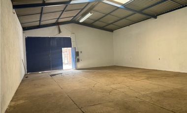 Bodega en renta en san juan del rio 200m2
