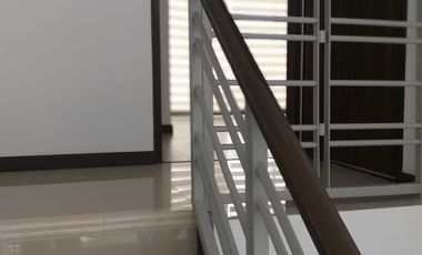 CASA A - ARRIENDO COTA  A.A.R.H.