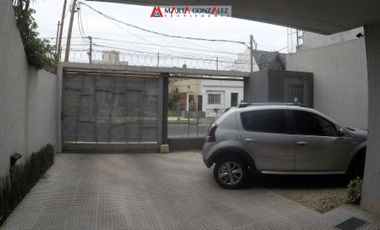 Departamento en Venta Villa Sarmiento / Moron (A120 3660)