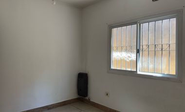 Casa venta-4 ambientes-Maschwitz centro-Escobar-APTA CREDITO