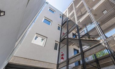 Departamento a estrenar 3 ambientes  La Calabria