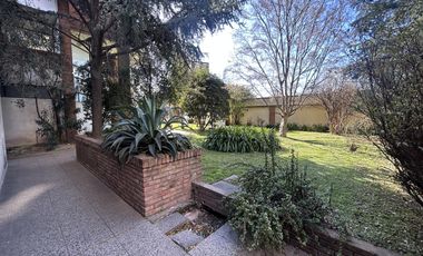 Departamento en centro de Pilar, 2 ambientes amoblado, impecable!