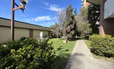 Departamento en centro de Pilar, 2 ambientes amoblado, impecable!