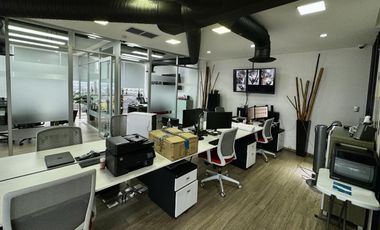 VENTA Oficina Corporativa WTC QRO de 220.46 m2 totalmente acondicionada