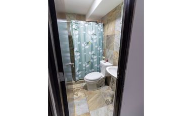 Se vende casa unifamiliar con patio, Limajos Tumba Muerto