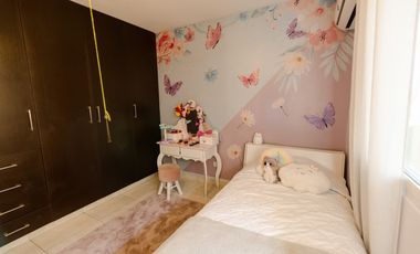 Se vende casa unifamiliar con patio, Limajos Tumba Muerto