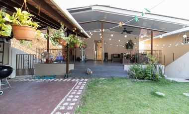 Se vende casa unifamiliar con patio, Limajos Tumba Muerto