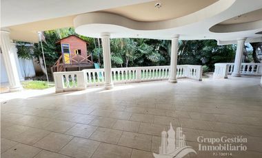 CASA COMERCIAL EN SAN FRANCISCO 1000M2 675M2