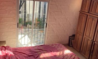 Casa PH en venta en Bernal Oeste