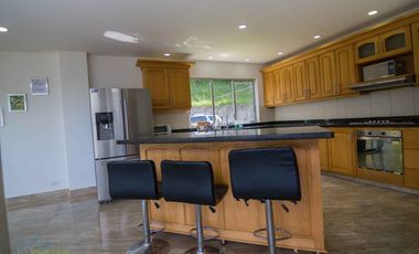 CASA CAMPESTRE en VENTA en Copacabana Vereda El Convento
