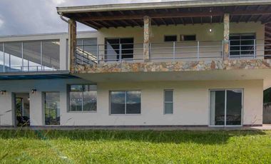 CASA CAMPESTRE en VENTA en Copacabana Vereda El Convento