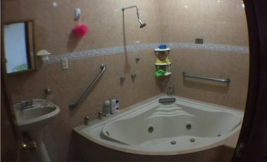 Casa en venta en Morelos Xochitepec con alberca