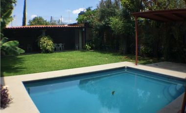 Casa en venta en Morelos Xochitepec con alberca