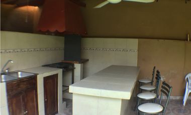 Casa en venta en Morelos Xochitepec con alberca