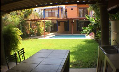Casa en venta en Morelos Xochitepec con alberca