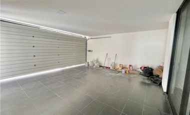 Casa en Cuernavaca con ALBERCA en privada