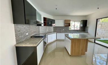 Casa en Venta en Jiutepec La Toscana