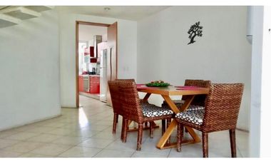 Casa en Morelos, cerca de Burgos SOLA y con ALBERCA