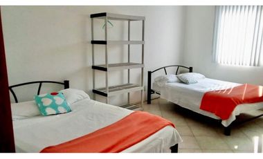 Casa en Morelos, cerca de Burgos SOLA y con ALBERCA