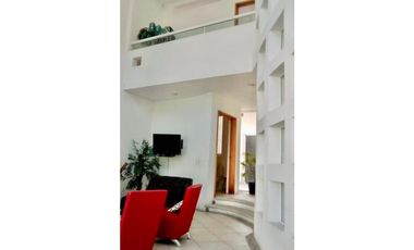 Casa en Morelos, cerca de Burgos SOLA y con ALBERCA