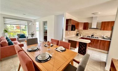 Casa en venta en Morelos Yautepec Alberca y vigilancia