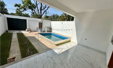 Casa en venta EN Morelos Jiutepec con alberca u seguridad
