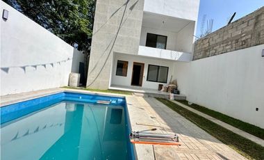 Casa en venta EN Morelos Jiutepec con alberca u seguridad