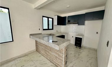Casa en venta EN Morelos Jiutepec con alberca u seguridad