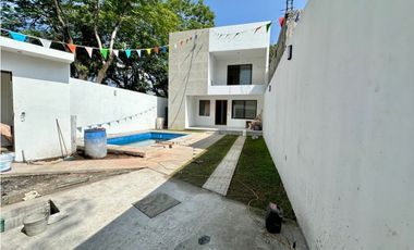 Casa en venta EN Morelos Jiutepec con alberca u seguridad