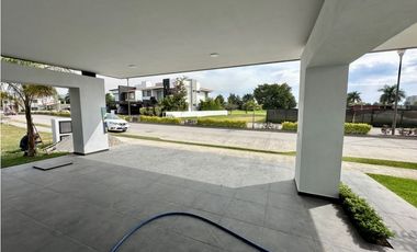 Casa en venta en Morelos Paraiso Country Club