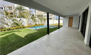 Casa en venta en Morelos Paraiso Country Club