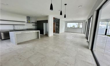 Casa en venta en Morelos Paraiso Country Club