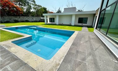 Casa en Venta en Morelos Tezoyuca - 1,700 metros