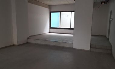 Local en venta en Pichincha, Rosario c/ excelente calidad constructiva.