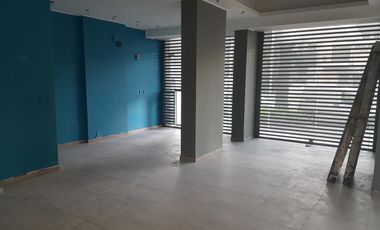 Local en venta en Pichincha, Rosario c/ excelente calidad constructiva.