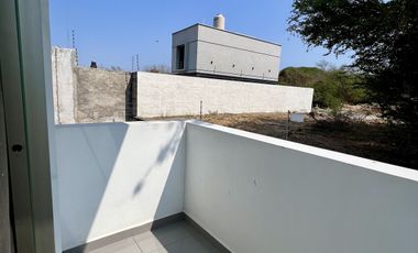 Casa en Venta en Esquina Norte de Colima Fraccionamiento Diamantes 3 Recámaras