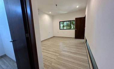 Casa Residencial en Venta Privada Bugambilias