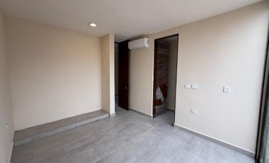 Última Villa en Venta en Zyan, Chelem