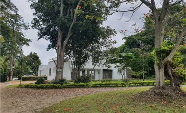Se Vende Hermosa Casa Campestre De Lujo