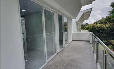 Se Vende Hermosa Casa Campestre De Lujo