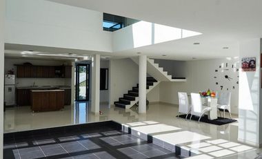 vendo casa campestre Marinilla, cerca a la zona Urbana