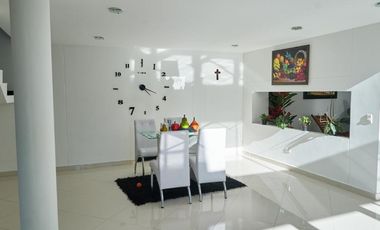 vendo casa campestre Marinilla, cerca a la zona Urbana