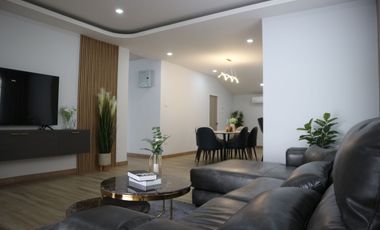 Luxury Modern 4 Bedrooms Pool Villa Fully Furnished in Chiangmai