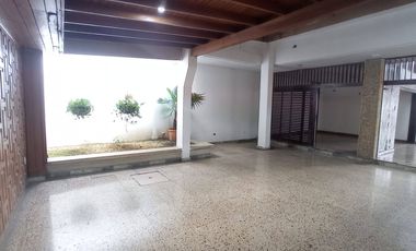 CASA EN VENTA BARRIO CENTRO I1559