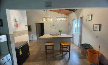 ALQUILER VACACIONAL DE CASA CON PISCINA Y 5 RECMARAS Y TODO LO DEMS