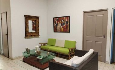 ALQUILER VACACIONAL DE CASA CON PISCINA Y 5 RECMARAS Y TODO LO DEMS