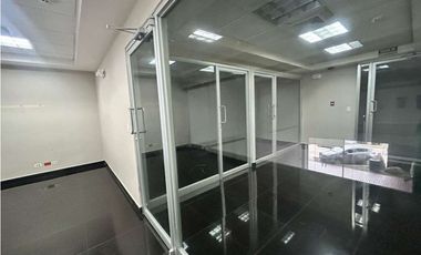 Local Comercial con Mezanine en El Dorado -  200mts