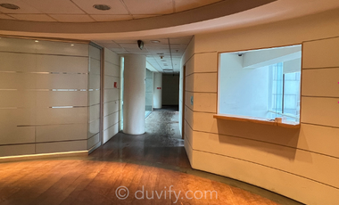 Oficina en Arriendo en Torre Paris/ Metro Los Leones